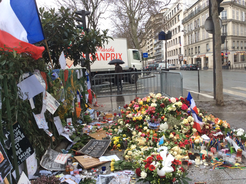Charlie Hebdo un mese dopo: il reportage di Affaritaliani.it