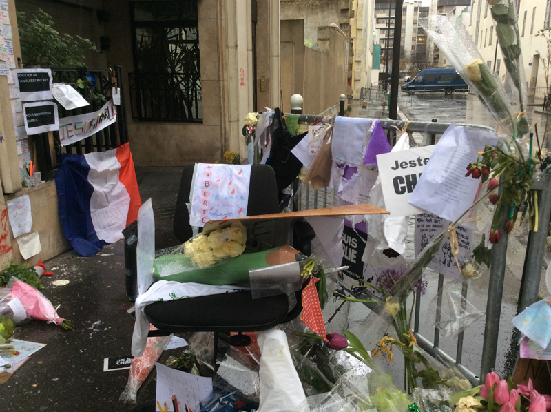 Charlie Hebdo un mese dopo: il reportage di Affaritaliani.it