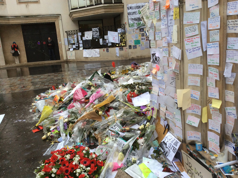 Charlie Hebdo un mese dopo: il reportage di Affaritaliani.it