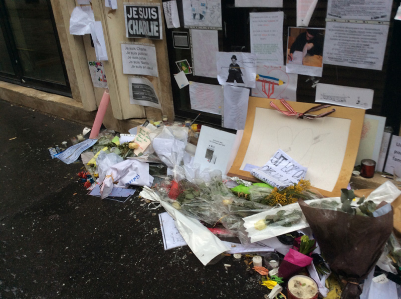 Charlie Hebdo un mese dopo: il reportage di Affaritaliani.it