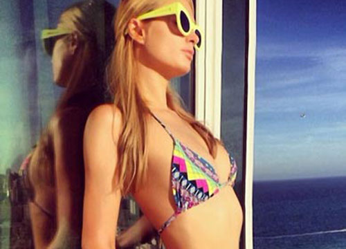 Paris Hilton, le foto bollenti su Instagram: forma al top Paris Hilton, le foto bollenti su Instagram: forma al top