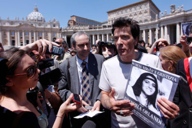 “Emanuela Orlandi per il Vaticano è un tabù”. Le accuse di Pietro: “La verità è negata”
