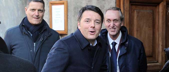 Renzi convince la sinistra Pd. Chi vota contro non verrà ricandidato Renzi convince la sinistra Pd. Chi vota contro non verrà ricandidato