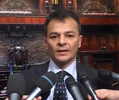 Banche popolari e Grecia. Fassina torna all’attacco di Renzi. Video