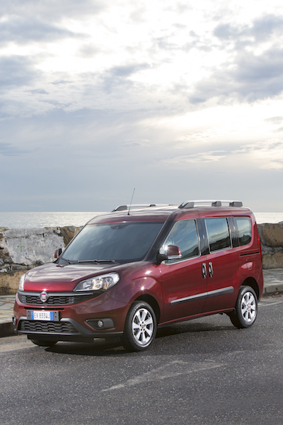La doppia anima di Fiat Doblò. Sempre più spazio e versatilità La doppia anima di Fiat Doblò. Sempre più spazio e versatilità
