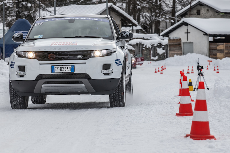Gli pneumatici invernali? Una scelta sicura Gli pneumatici invernali? Una scelta sicura