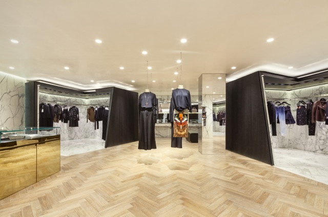 Nuovo store Givenchy a Seoul: lo firma lo studio milanese Piuarch Nuovo store Givenchy a Seoul: lo firma lo studio milanese Piuarch