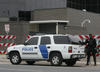 Strage dopo lite per il parcheggio: 3 studenti musulmani uccisi in Usa