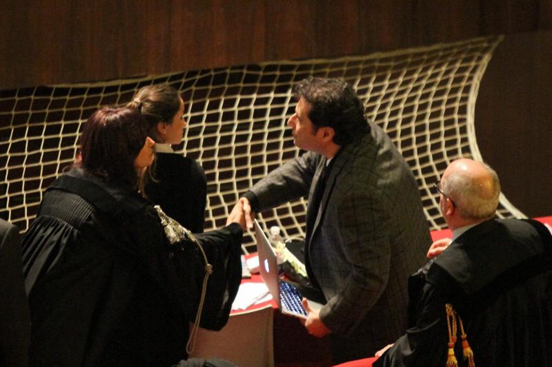 Concordia, Schettino condannato a 16 anni ma niente carcere Concordia, Schettino condannato a 16 anni ma niente carcere