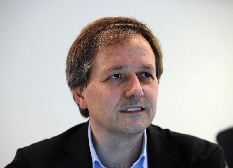 Emendamento Quintarelli, la Costituzione cambia: digitale nelle mani del governo Emendamento Quintarelli, la Costituzione cambia: digitale nelle mani del governo
