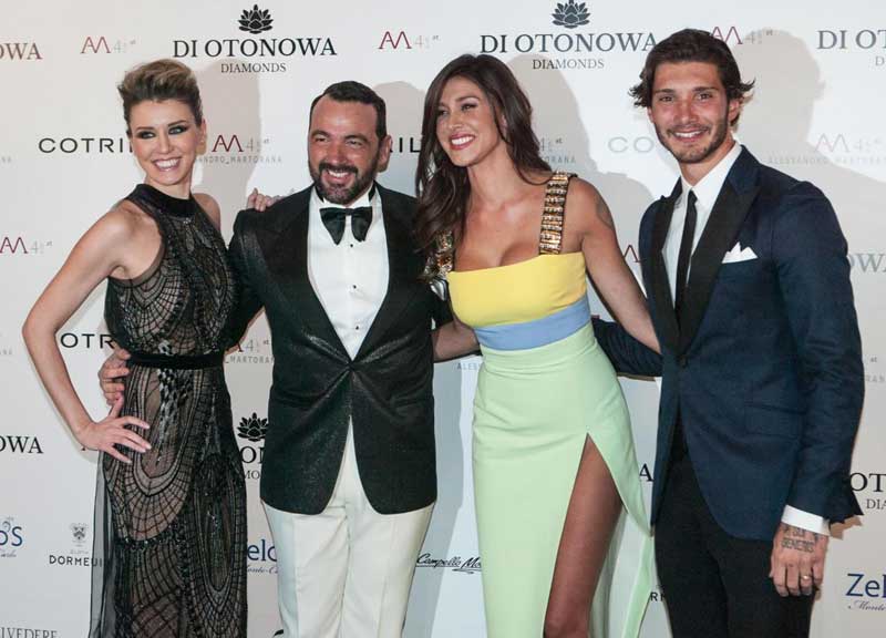 Belén ultra-sexy e hot in videoclip. foto super-nuda foto! tante foto