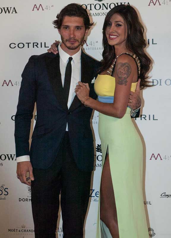 Belén ultra-sexy e hot in videoclip. foto super-nuda foto! tante foto