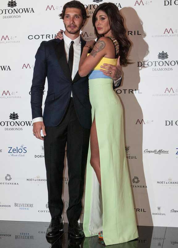 Belén nuda e sexy in videoclip. foto nuda nuda. tante foto