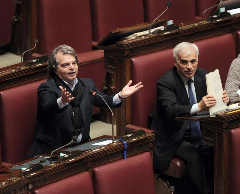 Riforme, maratona notturna. Emendamenti approvati. Ok finale a marzo