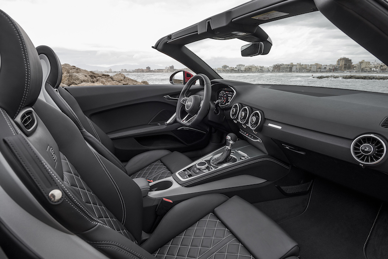 Nuova Audi TT Roadster: omaggio alla sportività Nuova Audi TT Roadster: omaggio alla sportività