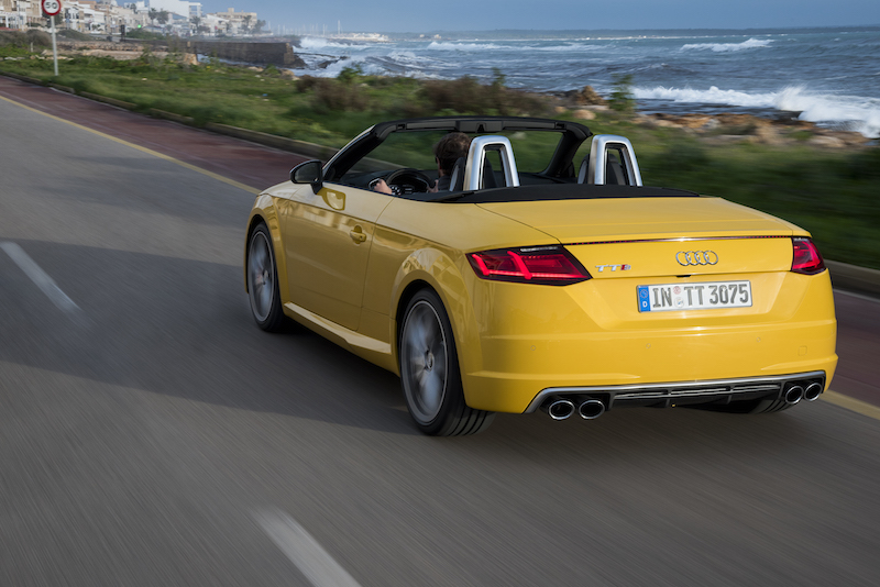 Nuova Audi TT Roadster: omaggio alla sportività Nuova Audi TT Roadster: omaggio alla sportività
