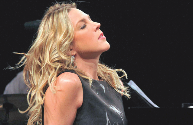 Diana Krall, il nuovo disco in vetta alle classifiche Diana Krall, il nuovo disco in vetta alle classifiche
