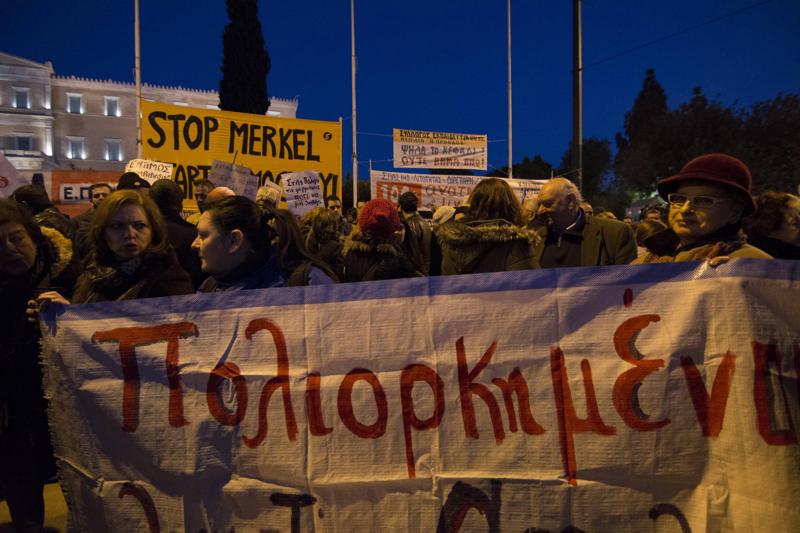 Grecia/ Schaeuble: “Tsipras irresponsabile”. Berlino affossa la Borsa di Atene Grecia/ Schaeuble: “Tsipras irresponsabile”. Berlino affossa la Borsa di Atene