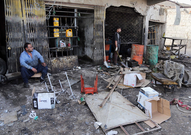 Nuovo orrore Isis in Iraq: arse vive 45 persone. isis isis Nuovo orrore Isis in Iraq: arse vive 45 persone. isis isis