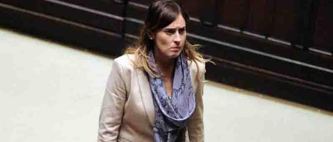 Milleproroghe, Renzi cambia le tasse. novità e foto Boschi nuda! Milleproroghe, Renzi cambia le tasse. novità e foto Boschi nuda!