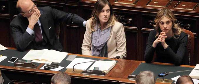 Milleproroghe, Renzi aumenta le tasse. novità e foto (tante) Boschi nuda!