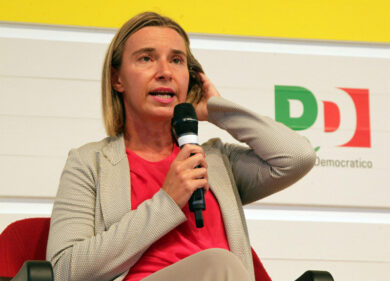 Barnier, Mogherini si difende: “Nomina concordata, nessun commissariamento”
