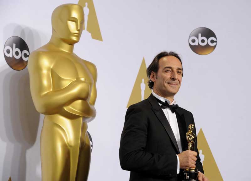 Oscar 2015, il selfie di Meryl Streep e Jennifer Lopez Oscar 2015, il selfie di Meryl Streep e Jennifer Lopez