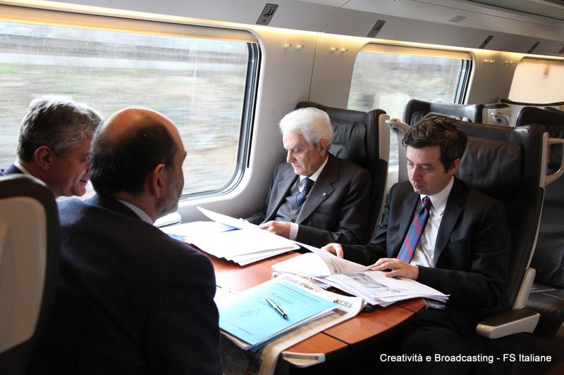 Mattarella style, va a Firenze in treno. E bacchetta i magistrati