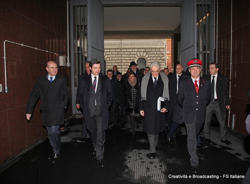 Mattarella style, va a Firenze in treno. E bacchetta i magistrati