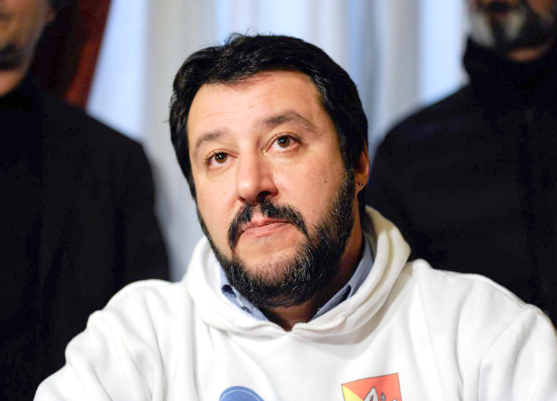 “Treno Salvini”, tappa a Roma. La carica dei riciclandi “Treno Salvini”, tappa a Roma. La carica dei riciclandi