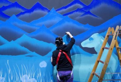Pirelli, il bilancio 2014 diventa street art