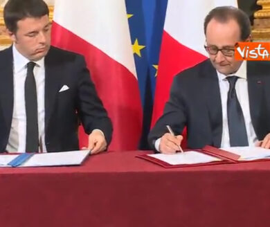 Renzi-Hollande: “Rafforziamo Triton, per ora niente intervento in Libia”