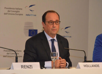 Giscard d’Estaing a Hollande: “Non voglio funerali di Stato”