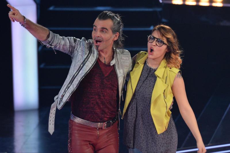 Da Paola e Chiara a The Voice, l’ex biondina torna a cantare Da Paola e Chiara a The Voice, l’ex biondina torna a cantare