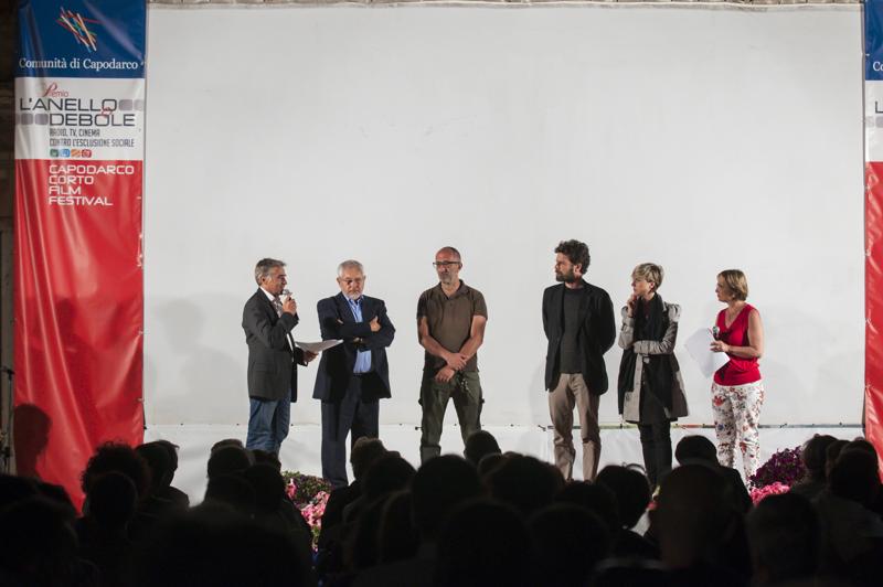 “L’anello debole” premio per il cinema sociale
