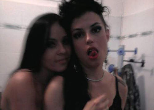 Sara Tommasi fa vedere tutto! Foto sexy décolleté e non solo…