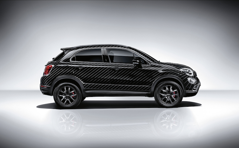 Ginevra 2015: dall’idea di Lapo Elkann nasce la Fiat showcar 500X “Black Tie” Ginevra 2015: dall’idea di Lapo Elkann nasce la Fiat showcar 500X “Black Tie”