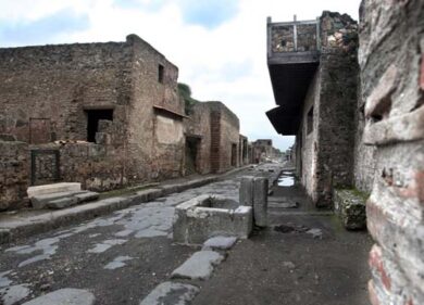 Pompei scavi, sequestro di 6 milioni all’ex commissario