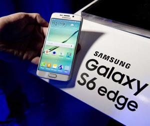 Smartphone, Apple supera Samsung: non succedeva dal 2011