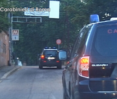 La firma dei sicari: 5 colpi di pistola. Omicidi e gambizzazioni, 6 arresti per mafia