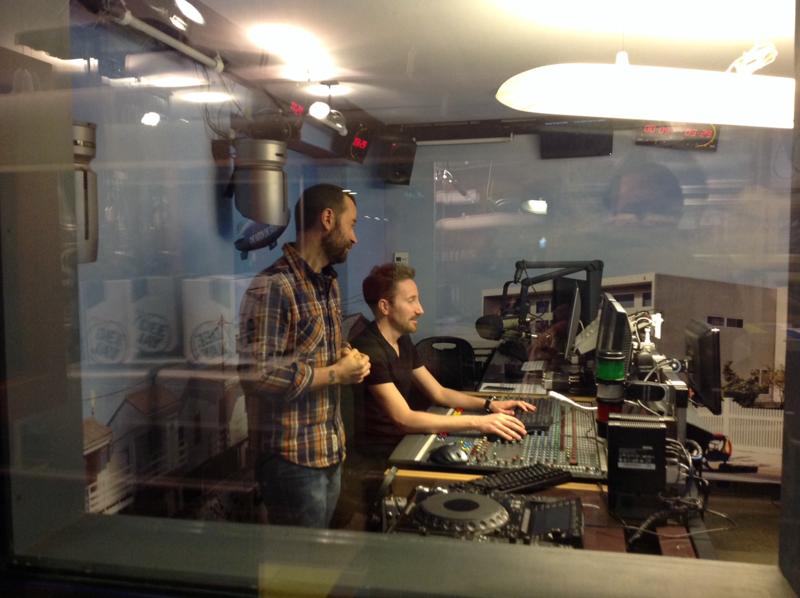 #dentrolaradio a RadioDeejay con Fabio Volo “Parlo alla pancia del Paese” #dentrolaradio a RadioDeejay con Fabio Volo “Parlo alla pancia del Paese”