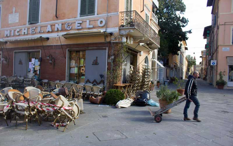 Paura a Teramo, scoppia un metanodotto Paura a Teramo, scoppia un metanodotto
