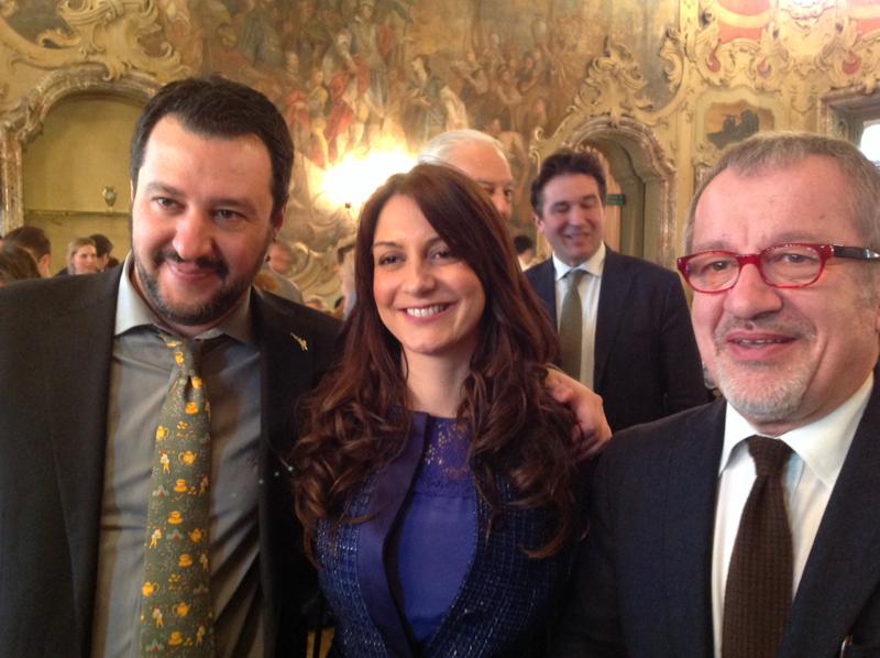 Salvini compie gli anni ecco i video e le foto della festa a Milano Salvini compie gli anni ecco i video e le foto della festa a Milano
