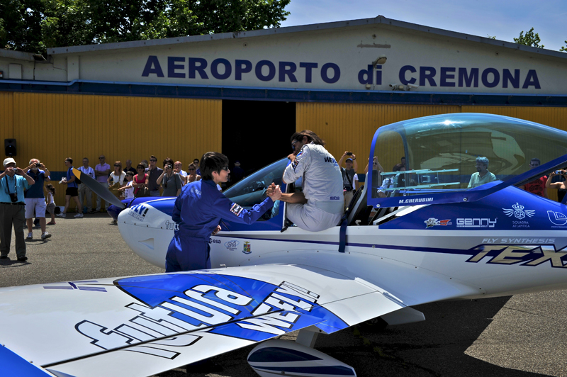 Il WeFly! Team salutato dallo spazio da Samantha Cristoforetti Il WeFly! Team salutato dallo spazio da Samantha Cristoforetti