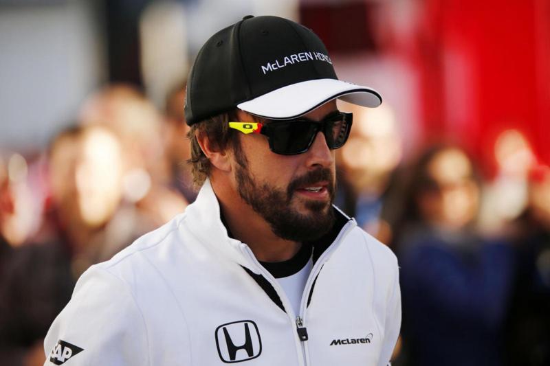 Alonso sta meglio: “Farò di tutto per esserci nel Gp di Malesia” Alonso sta meglio: “Farò di tutto per esserci nel Gp di Malesia”