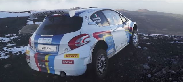La Peugeot 208 T16 di Andreucci sconfigge L’Etna La Peugeot 208 T16 di Andreucci sconfigge L’Etna