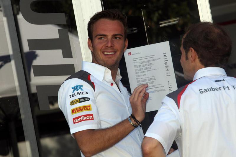 F1, Van der Garde licenziato, ma la Sauber obbligata a farlo correre F1, Van der Garde licenziato, ma la Sauber obbligata a farlo correre