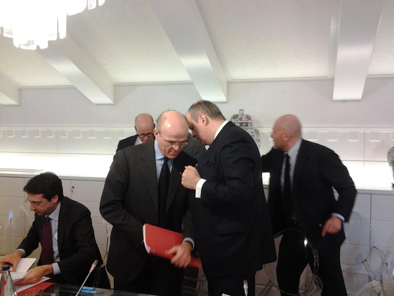 Generali aumenta il dividendo 2014 a 0,60 euro Generali aumenta il dividendo 2014 a 0,60 euro