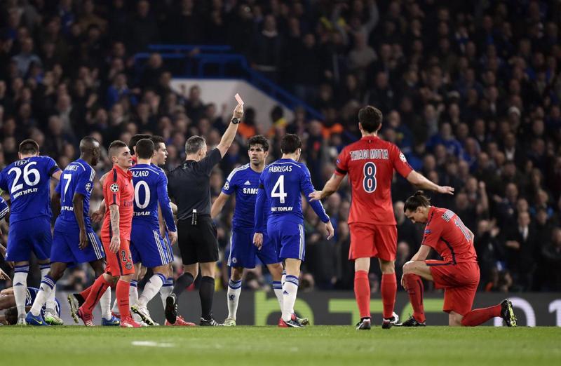 Psg, Ibrahimovic attacca il Chelsea. E John Terry gli risponde Psg, Ibrahimovic attacca il Chelsea. E John Terry gli risponde