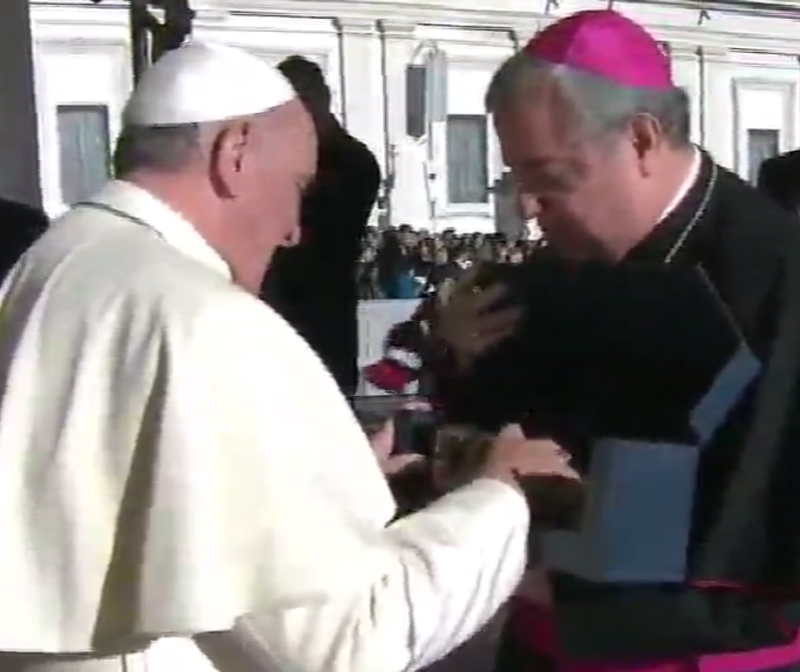 Francesco tiene il mondo in ansia: “Il mio pontificato sarà breve”